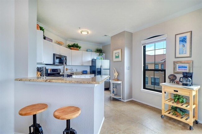 Building Photo - 2749 Via Cipriani