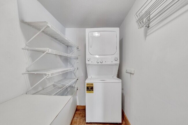 Building Photo - Luxury Condo for Rent – Franklin Place, Bangor