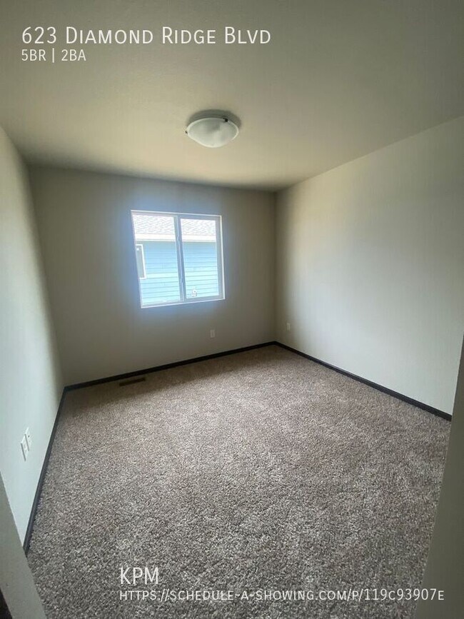 Building Photo - 623 Diamond Ridge Blvd