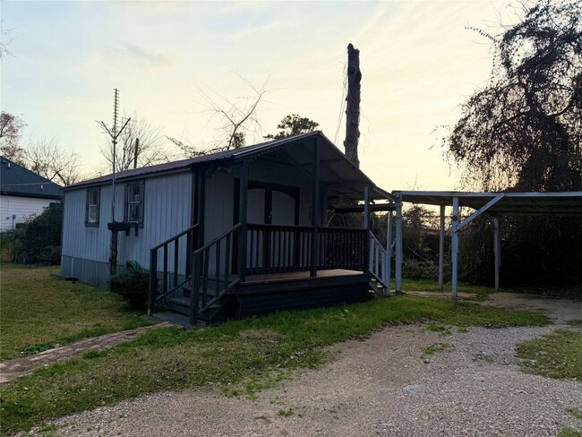 Building Photo - 274 Jewel St