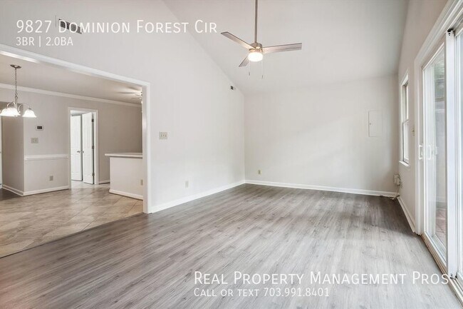 Building Photo - 9827 Dominion Forest Cir