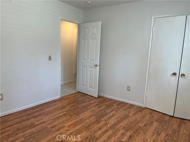Building Photo - 235 Green Oaks Dr