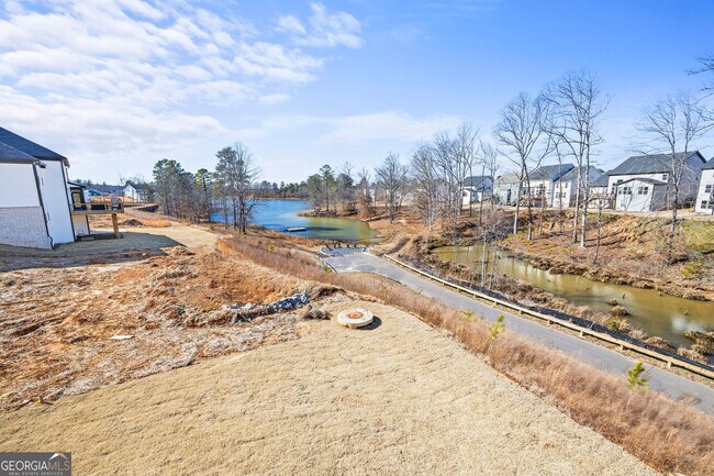 Building Photo - 72 Clear Lk Pkwy