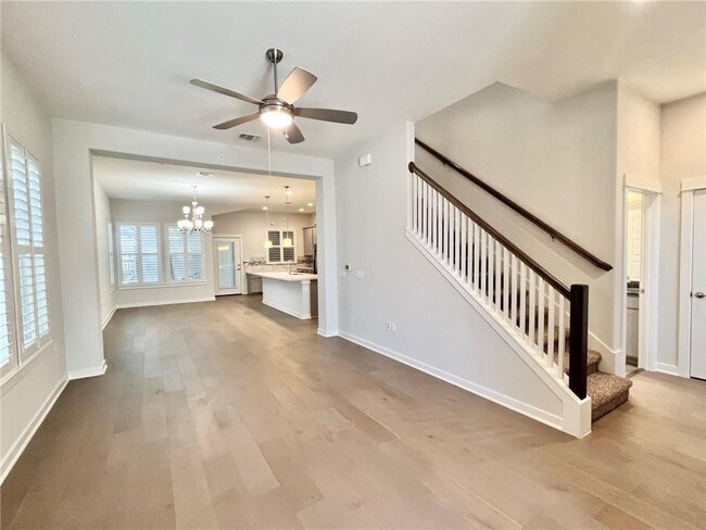 Building Photo - 4720 Vaughan St