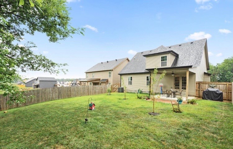 Backyard - 1257 Eagle's View Dr