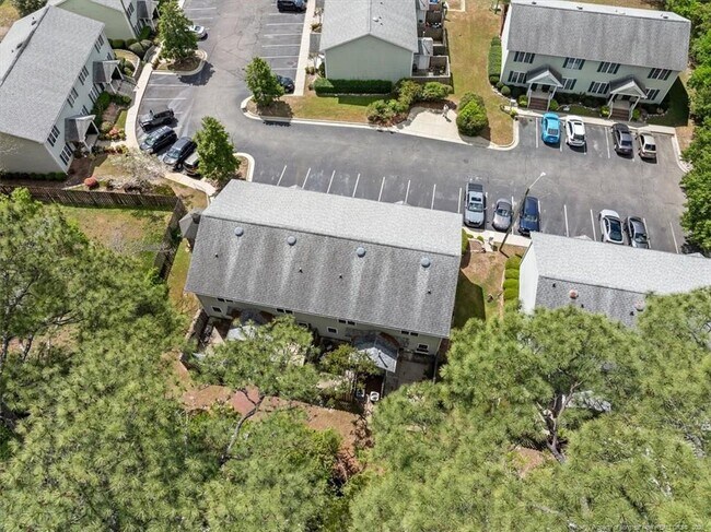 Building Photo - 421 Cityview Ln