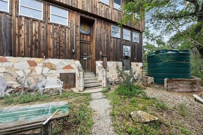 Building Photo - 15207 Farm to Market Rd 2769