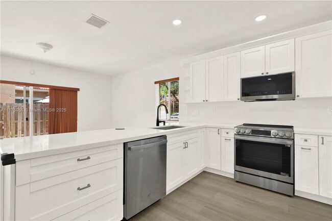 Building Photo - 21422 SW 85th Psge