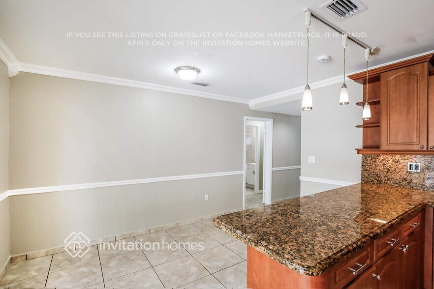 Building Photo - 6545 SW 29th St