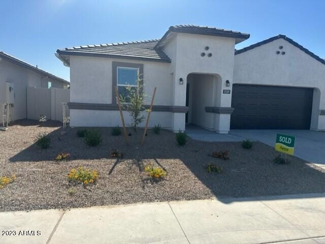 Building Photo - 3539 Encanto St