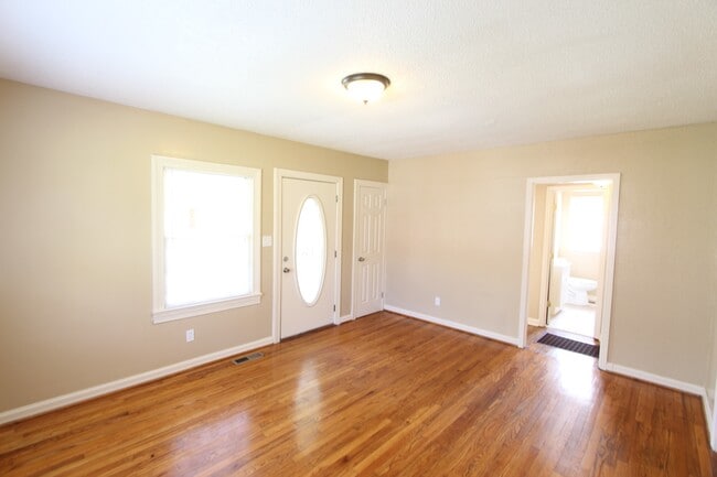 Building Photo - 505 Sunrise Blvd