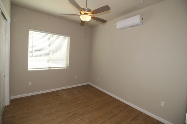 Building Photo - 2343 N Arthur Ave