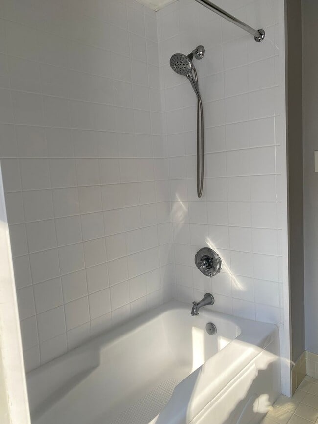 Building Photo - House for Rent in Kennett Square