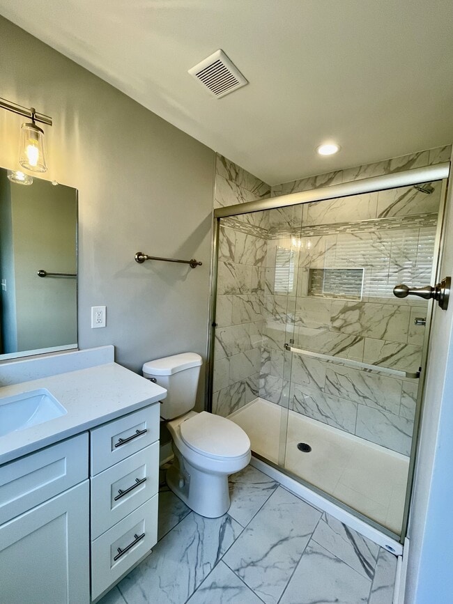 Building Photo - 55 Zentry Pl