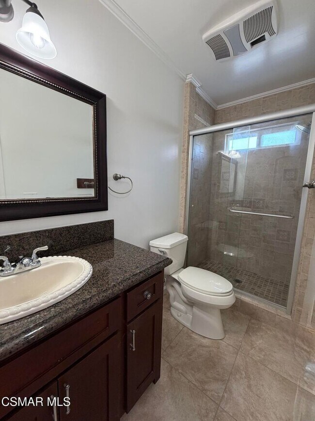 Building Photo - Welcome this single story, beautifully maintained and thoughtfully updated home South Of The Boul...