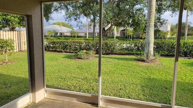 Building Photo - 1651 Oak Berry Cir