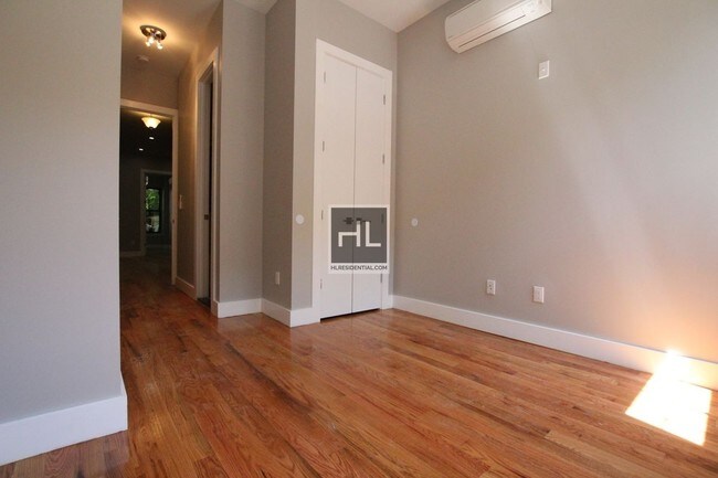 Building Photo - LOCUST STREET