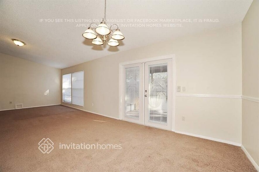 Building Photo - 1429 Piney Branch Cir