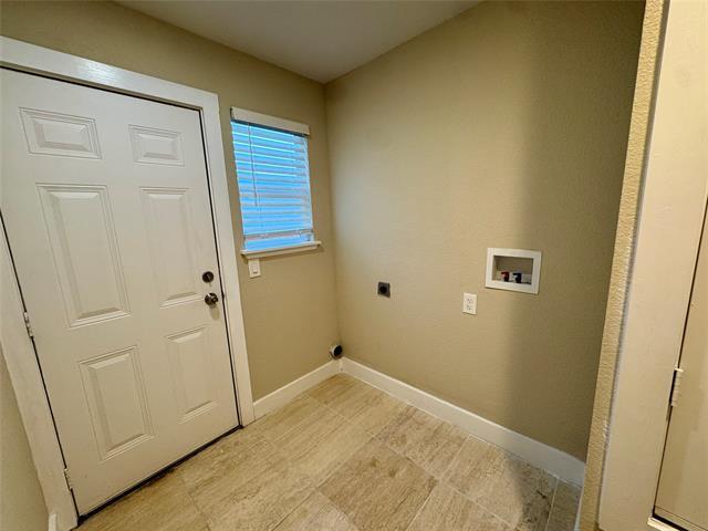 Building Photo - 5016 S I-35 Frontage Rd