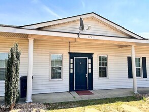 Building Photo - 4921 Fairground Rd