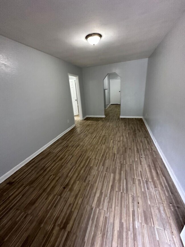 Building Photo - 2845/2847 W 6th St.