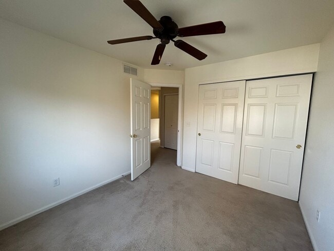 Building Photo - Spacious Fort Collins 4-Bedroom Home with Fenced Yard and Garage