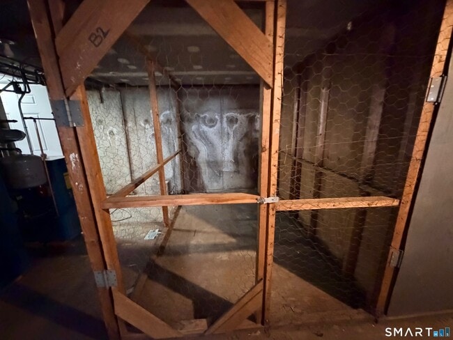 Building Photo - 161 W Spring St