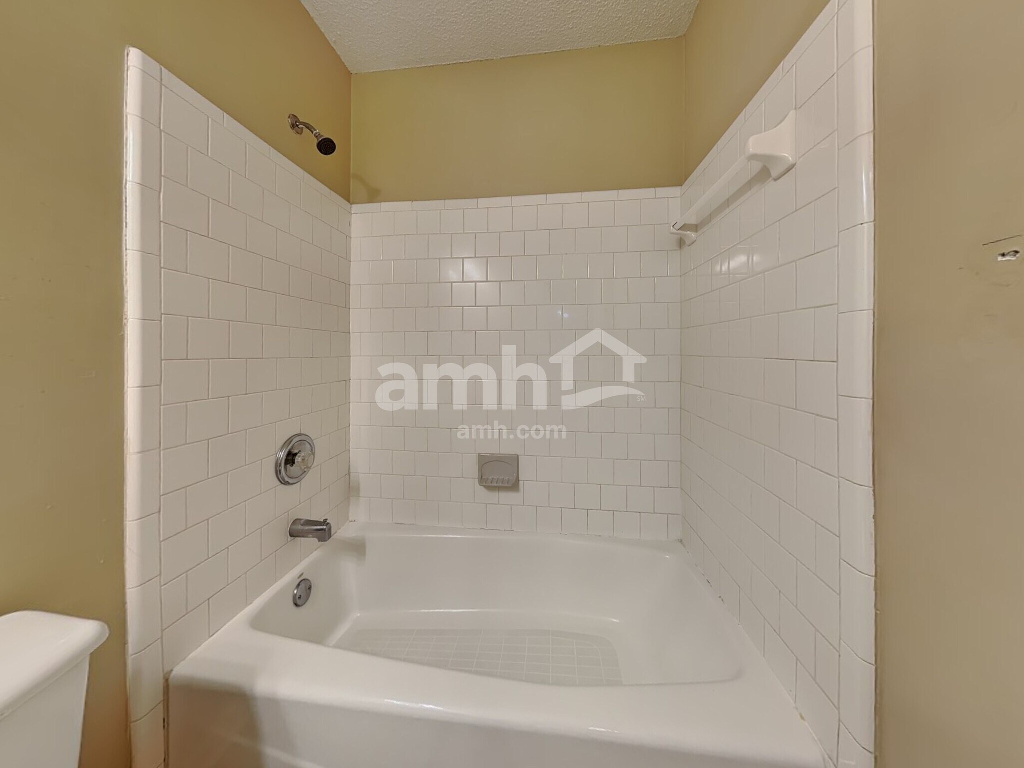 Building Photo - 3 Mallorys Ct