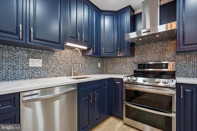 Building Photo - 42 Golf Club Dr