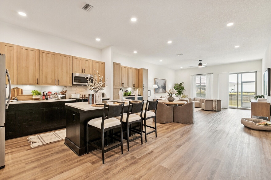 4890_Sweetgrass_Pl_Jacksonville_FL_32224-Kitchen-IMG_9186 - RISE at Glen Kernan Park