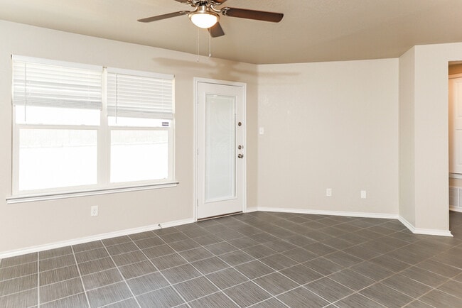 Building Photo - 6806 Slaton Fields