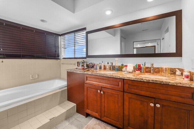 Building Photo - 6750 Boca Pines Trail