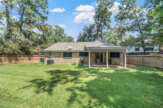 Building Photo - 7 Rockridge Ct