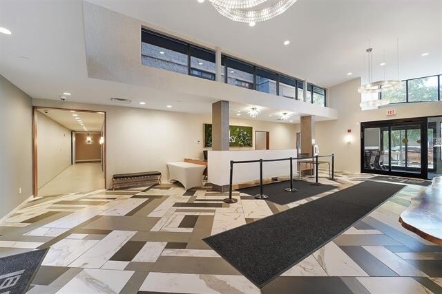 Building Photo - 700 1st St