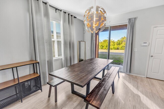 Building Photo - Partially furnished 3-bedroom, 2.5-bath home