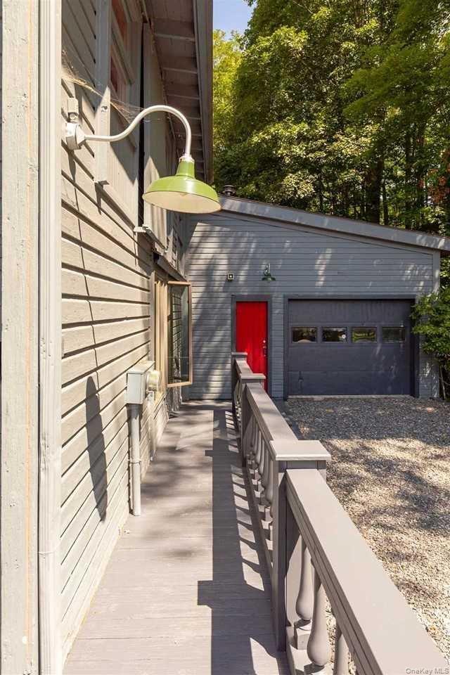 Building Photo - 11 Old Depot Way