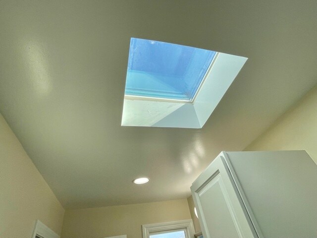 Building Photo - 934 Goodwin Ave