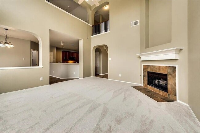 Building Photo - 9304 Regal Oaks Dr
