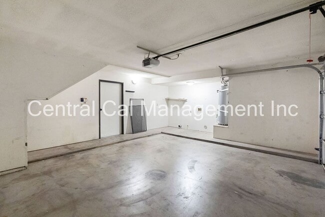 Building Photo - 8502 Laborough Dr