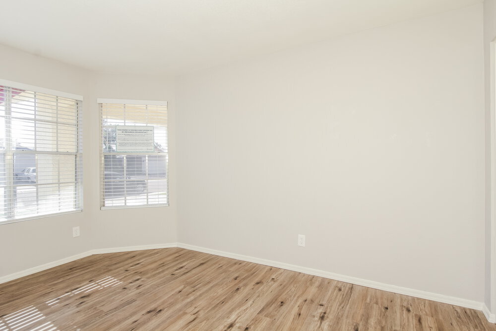 Building Photo - 208 W Oraibi Dr