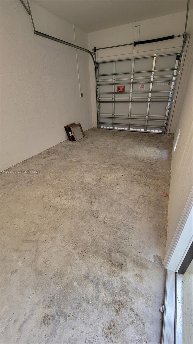 Building Photo - 26430 SW 148th Ct