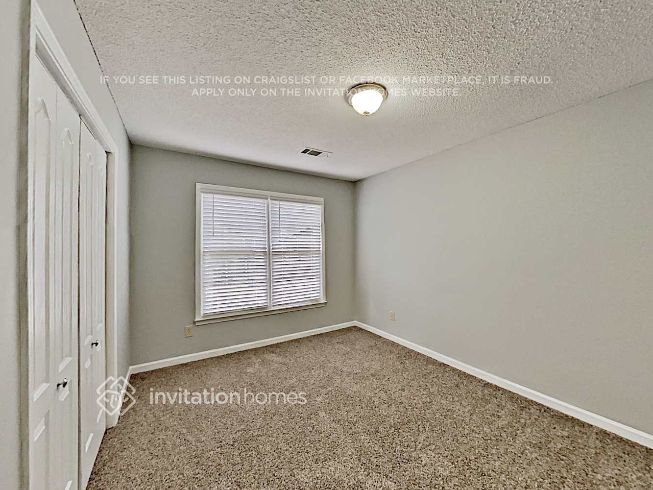 Building Photo - 580 Thornbush Trce