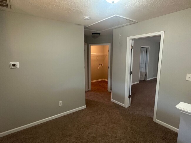Building Photo - Great 3BR, 2.5BA home in Martinez!