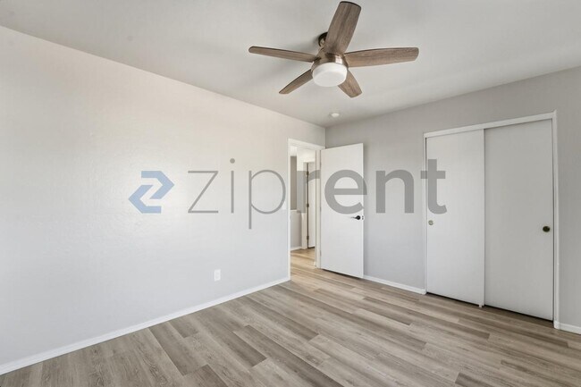 Building Photo - 3852 E Fruitvale Ave