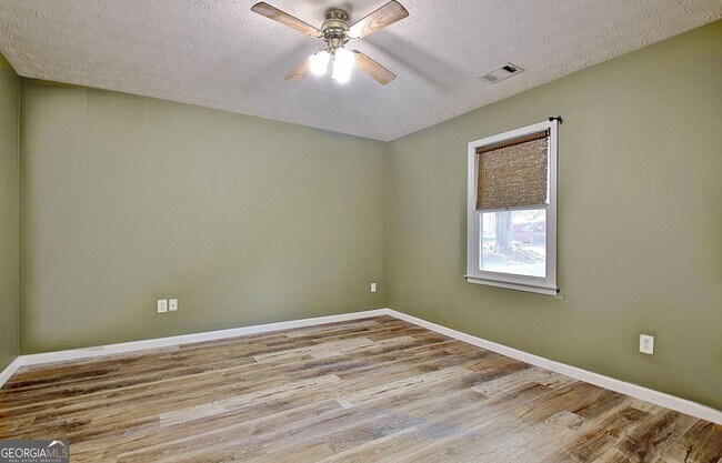 Building Photo - 15 Chestlehurst Way