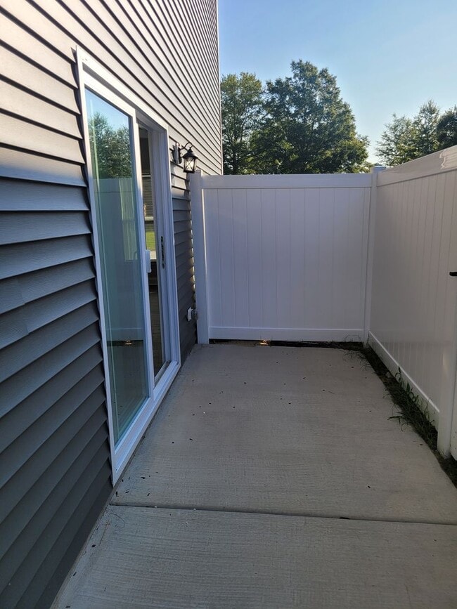 Building Photo - 506 Watauga Ave