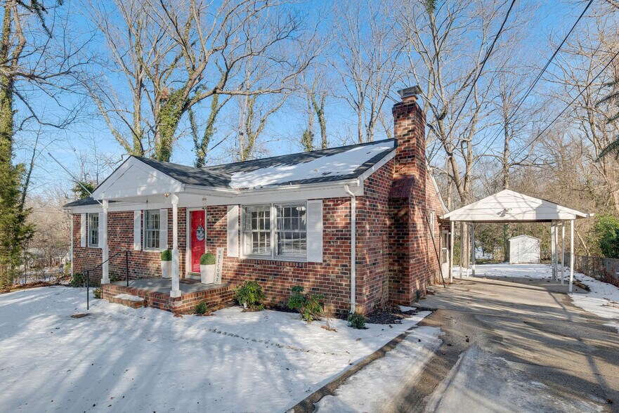 Building Photo - 6513 Wentworth St