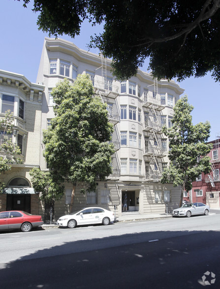 Primary Photo - Apartments on Gough