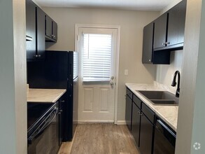 Building Photo - Luxury Townhome for Rent