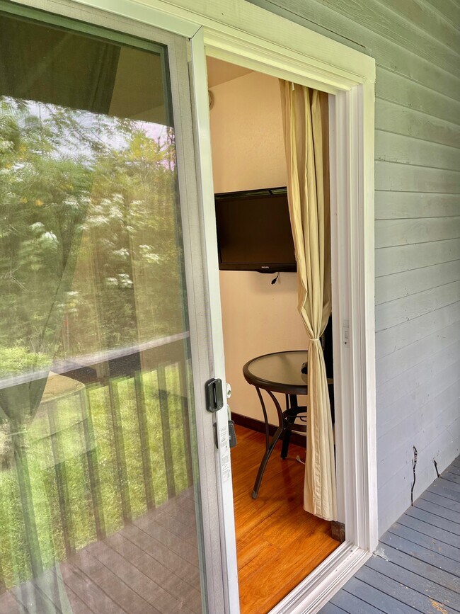 Building Photo - 3 Ala Loop